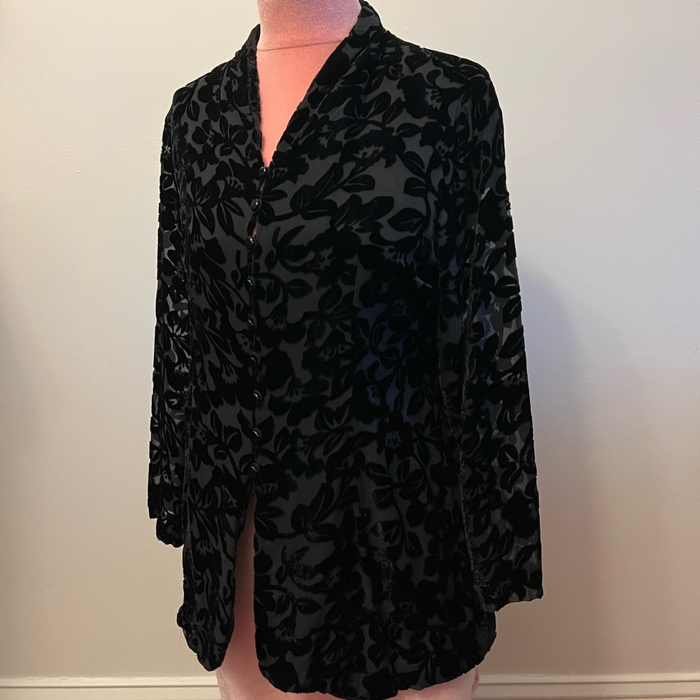 Dana Buchman blouse